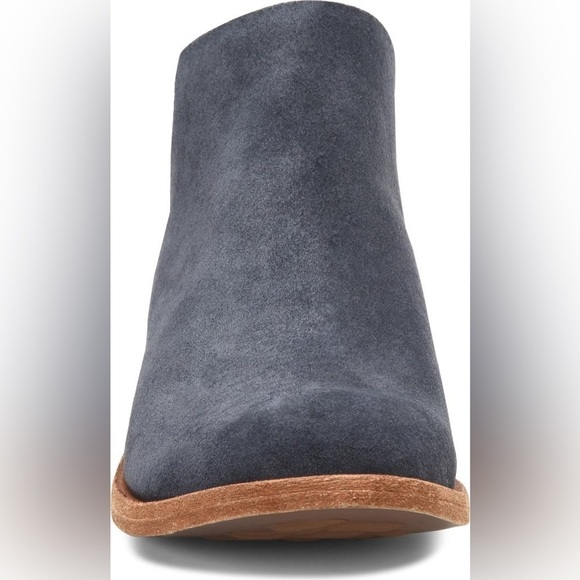 Kork-Ease Renny Leather Bootie in Navy color Women NEW!! - Picture 3 of 9